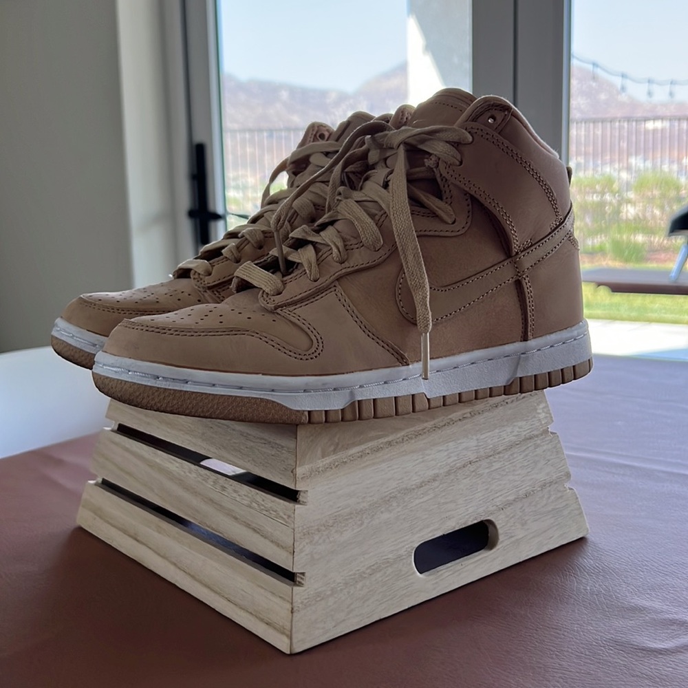 Nike Dunk High Premium - Picture 2 of 5